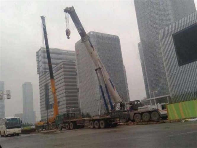 寿光市25吨吊车能吊多重设备？